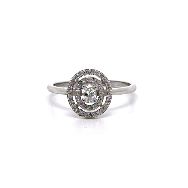 Anillo doble halo diamantes.