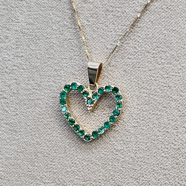 Dije Corazón esmeraldas