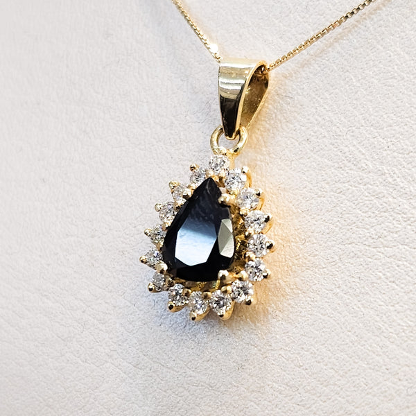 Dije cluster zafiro con diamantes